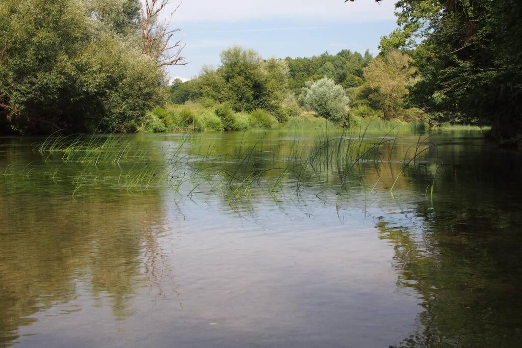 Carobna Suma *** Villa Karlovac Esterno foto