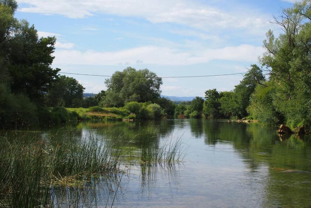 Carobna Suma *** Villa Karlovac Esterno foto